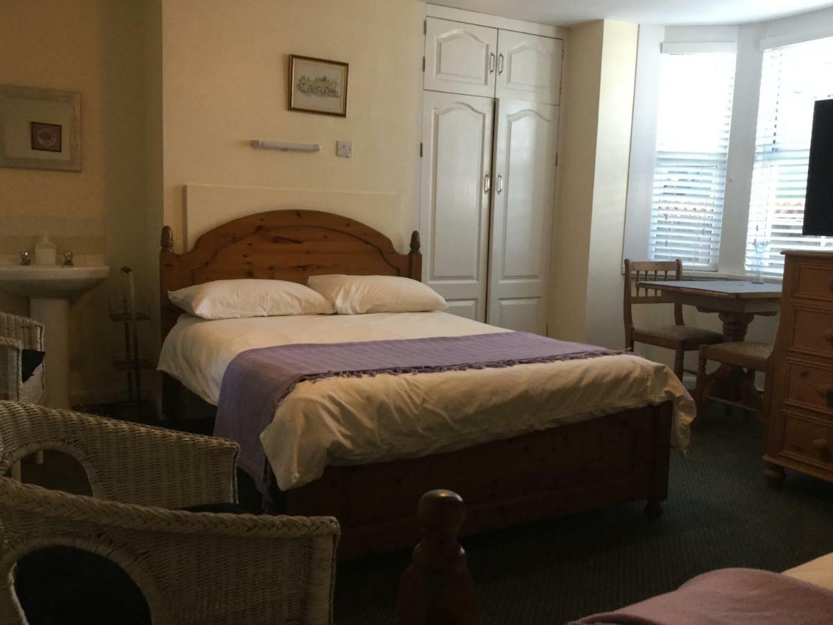 Bay Lodge アリスバーリー エクステリア 写真